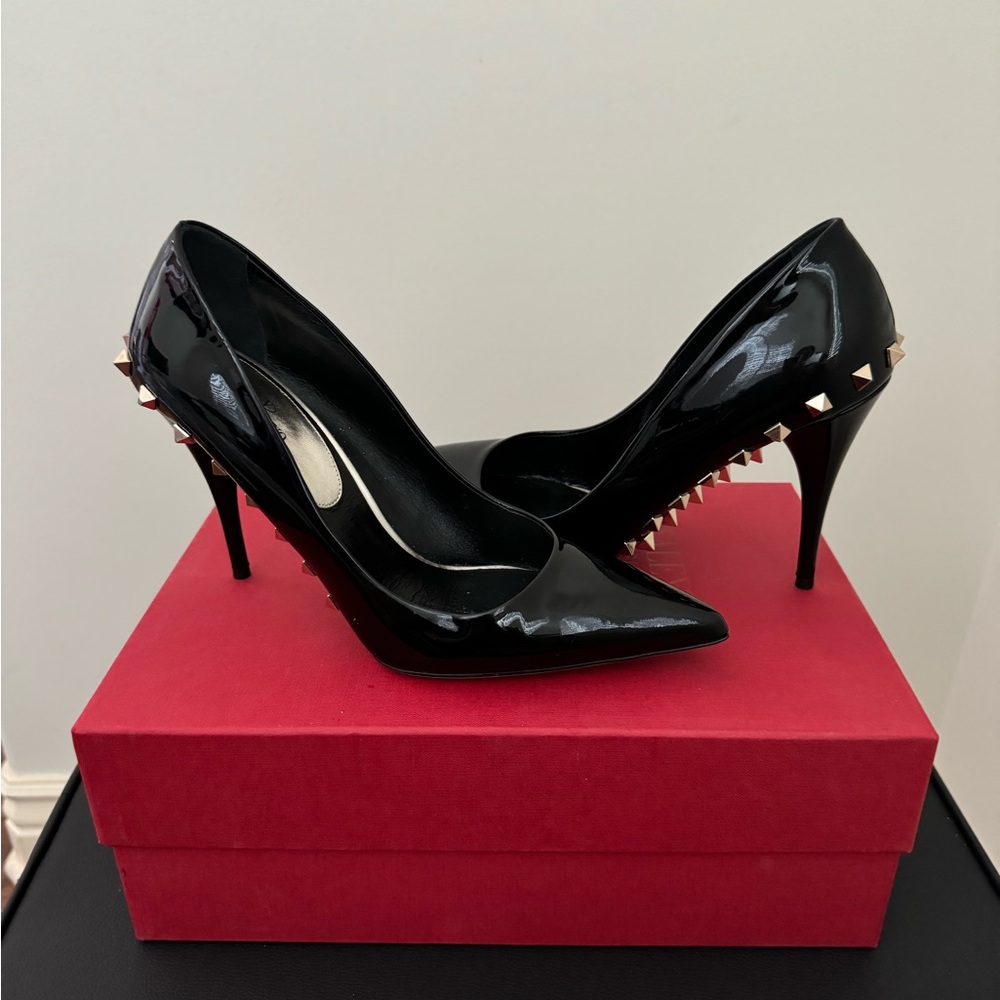 Valentino Rockstud Pump 100mm - Size 38 EU
